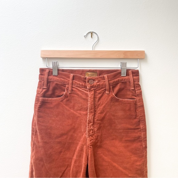 MOTHER Denim - MOTHER  The Corduroy Hustler Ankle Fray in Coconut Shell